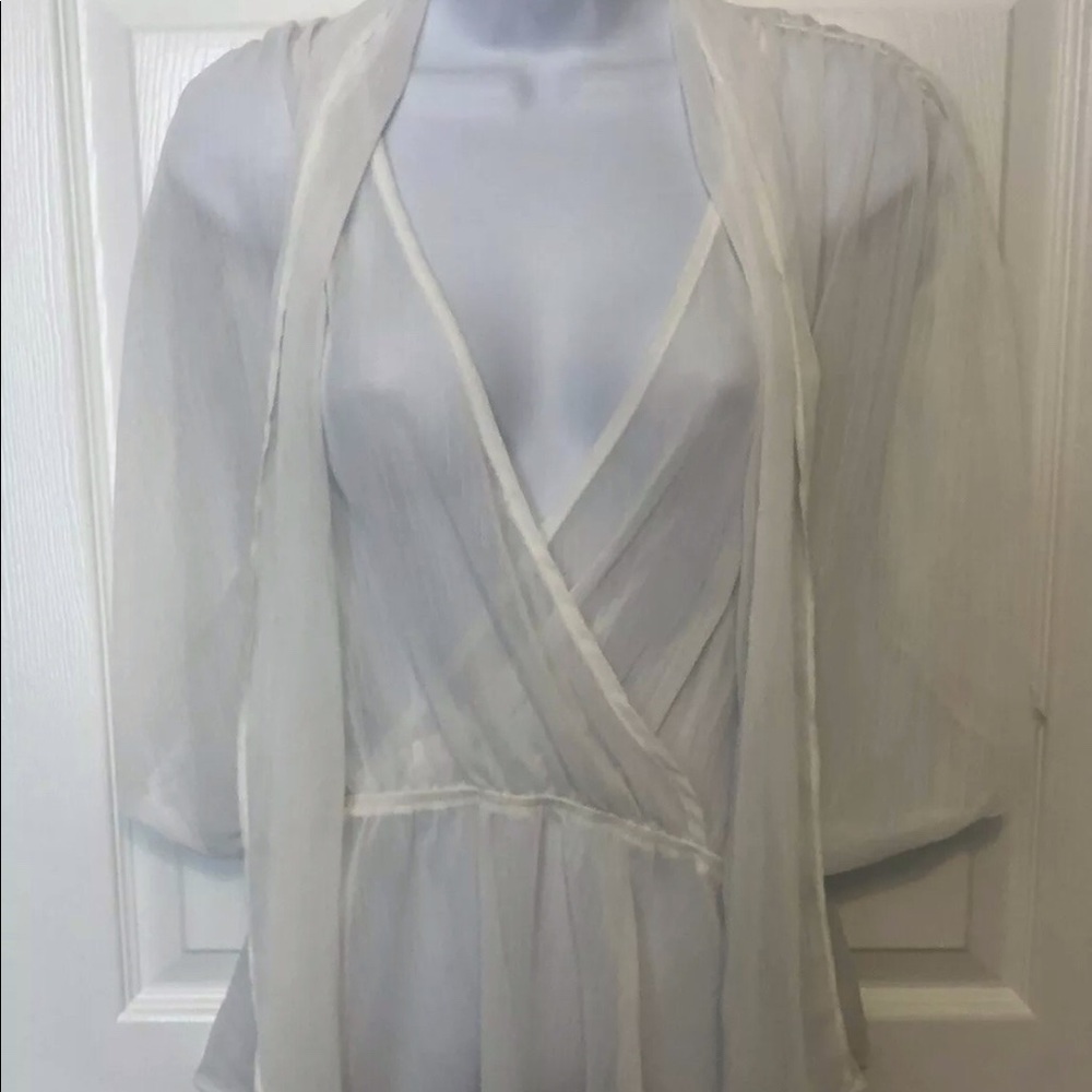NWT New York & Company White Sheer Short Sleeve Blouse M
